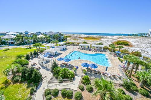 Exterior view, Shore Fun At Destin Pointe Resort near Coach's Raw Bar