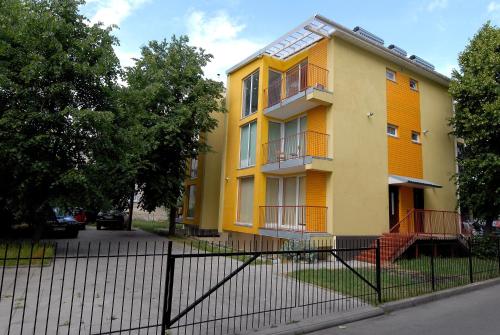 Apartment - Ground Floor image 5
