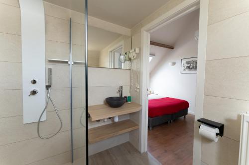 B&B Lanterfanters' - image 2