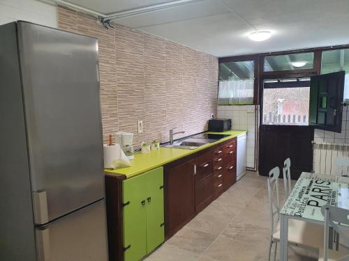 vivienda vacacional con jardín y barbacoa