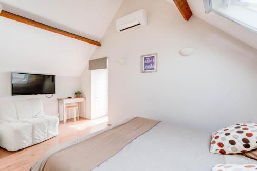 Budget Double Room image 6