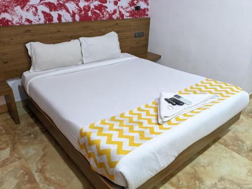 Deluxe Double Room with Sea View image 7