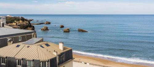 SKY KEYWEEK 2 bedroom sea view apartment in the center of Biarritz