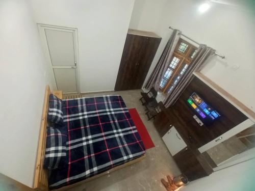 1 queen bed