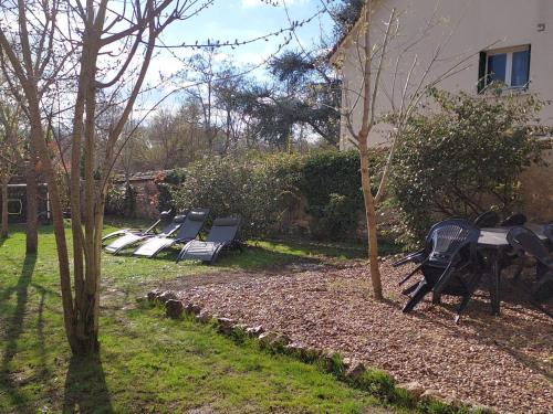 Gîte Bonny-sur-Loire, 5 pièces, 8 personnes - FR-1-590-261