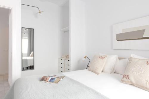 Suites Maestranza - Puerta del Arenal by Magno Apartments, Sevilla (Foto 6)