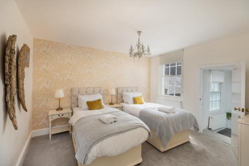 6 Bedroom City Centre Georgian Town House - Abbey & Baths-2 min walk, Bath (photo 9)