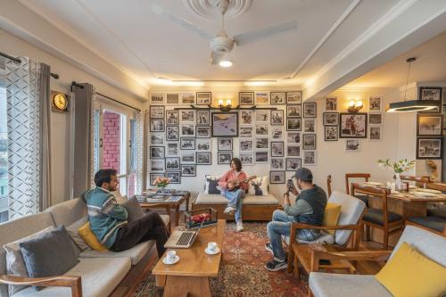 Спільний лаунж/ТБ зона, Zostel Homes Shimla in Шимла