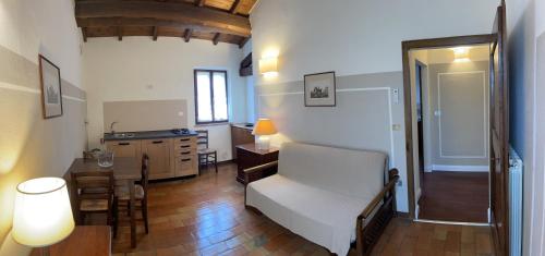 勒卡斯科隆尼切乡村民宿