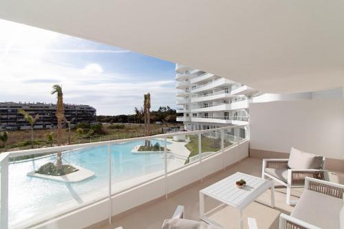 Global Vacacional, Apartamento para 5 personas con terraza y vistas a la piscina, Canet de Berenguer (fotografie 3)