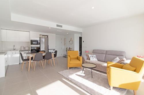 Global Vacacional, Apartamento para 5 personas con terraza y vistas a la piscina, Canet de Berenguer (fotografie 8)