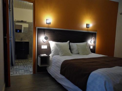 1 double bed