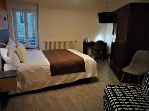 1 double bed, 1 sofa bed