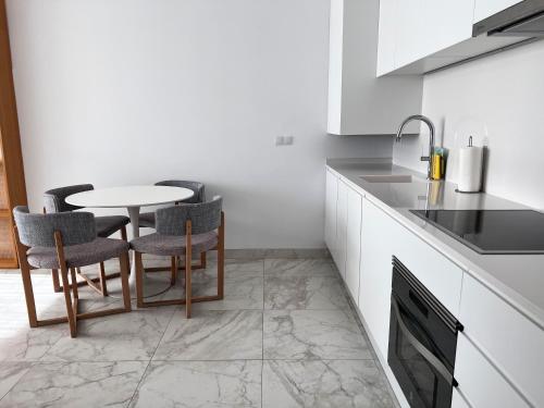 Calma Beach Apartments - main image