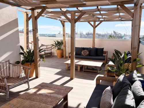 Calma Beach Apartments - image 13