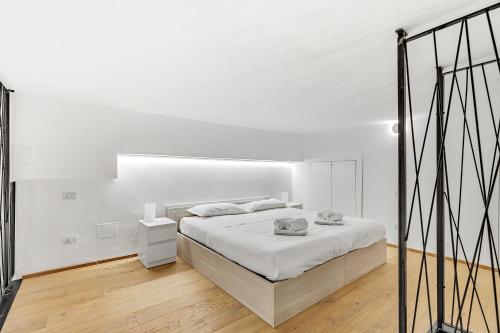 Loft Spritz nel Centro di Milano, via Sottocorno, Porta Vittoria, Milano