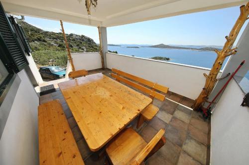 House Lovre, Tkon (fotografie 10)