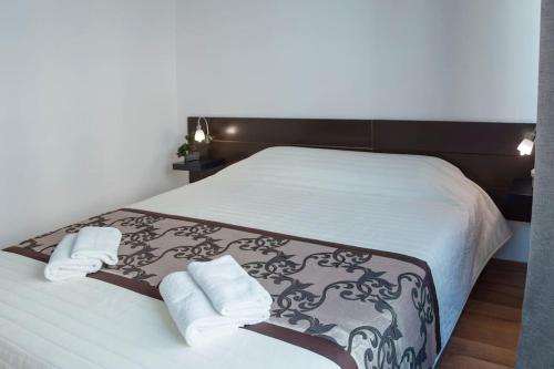 Dlouha Apartment 2BD - image 5