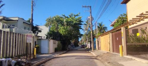 Studio e Suite no Centro de Juquehy a 150mts da praia - Varanda e Serviço de Praia --- E MAIS Ofurô - Cozinha e Estacionamento nas unidades "STUDIO" -- TUDO NOVO