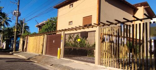 Studio e Suite no Centro de Juquehy a 150mts da praia - Varanda e Serviço de Praia --- E MAIS Ofurô - Cozinha e Estacionamento nas unidades "STUDIO" -- TUDO NOVO