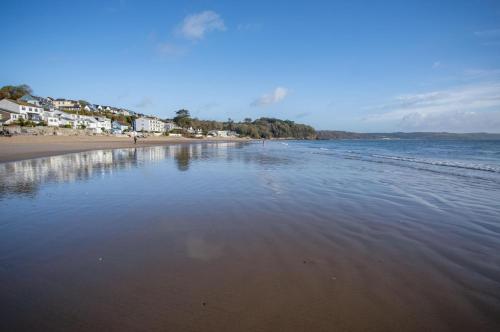 Ocean Cabins No 10 At The Square - Saundersfoot