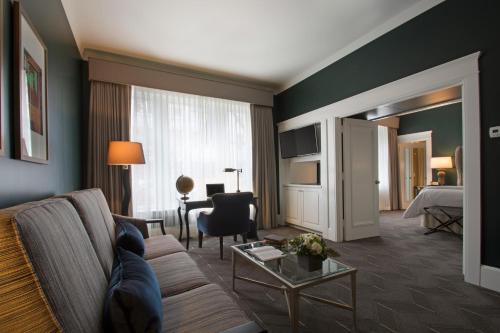 Sentinel near Portland Állami Egyetem