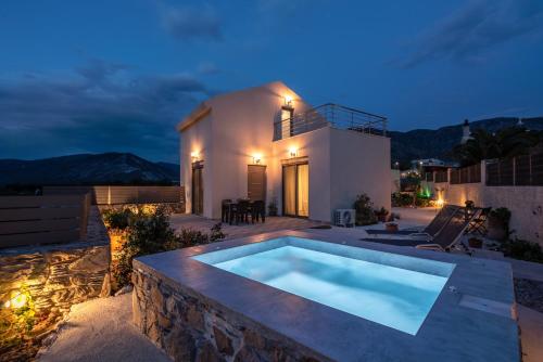 Exterior view, Pink Sand Villas in Innachori
