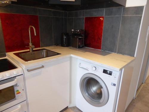 Apartamento Llançà, 2 dormitorios, 5 personas - ES-228-51