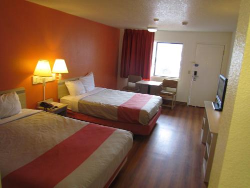 Motel 6-Vancouver, WA