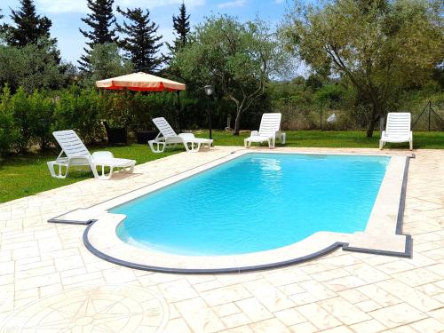 3 bedrooms villa with private pool enclosed garden and wifi at Noto