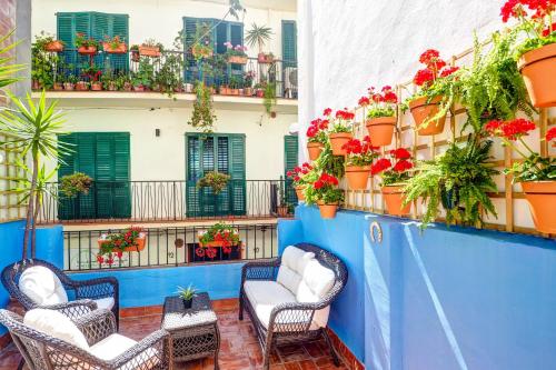 Charming Patio by Hello Homes Sitges