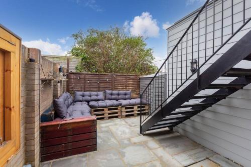 Central Windsor Modern Garden Flat, Walk 2 Sights - By Tempstay, Windsor (Foto 10)