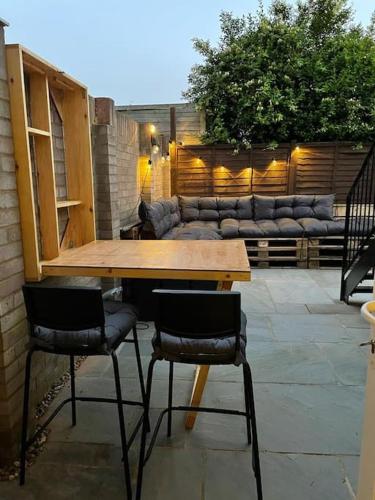 Central Windsor Modern Garden Flat, Walk 2 Sights - By Tempstay, Windsor (Foto 3)