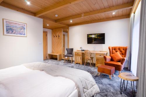 2 twin beds