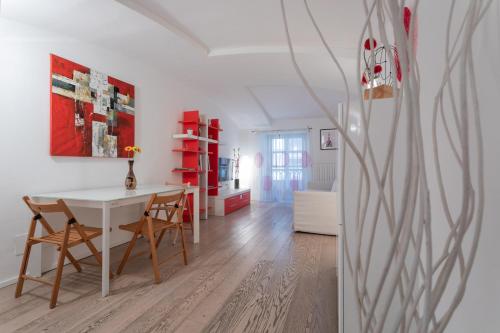 Red Studio near Porta Nuova by Wonderful Italy, Turín (fotografie 3)