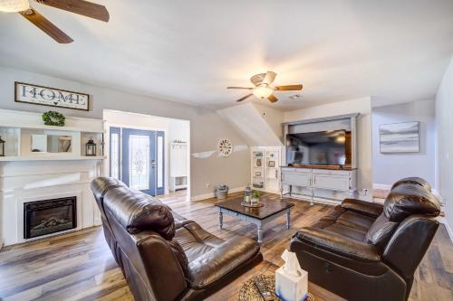 Game Room and Large Backyard Afton Home!