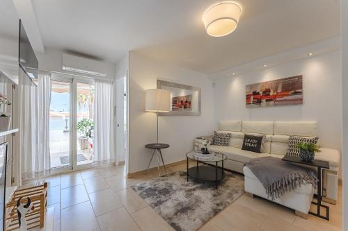Apartment with Terrace image 9