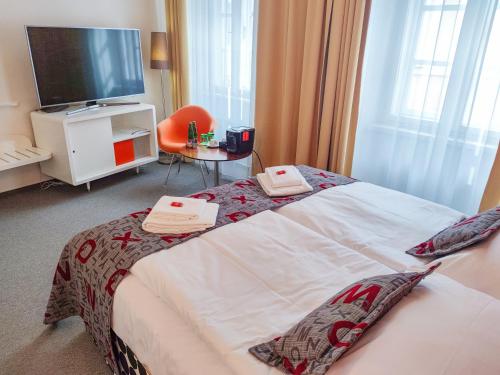 Vintage Design Hotel Sax - image 11