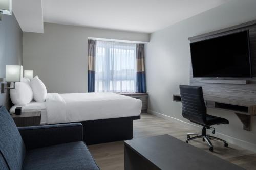 Microtel Inn & Suites by Wyndham Kanata Ottawa West