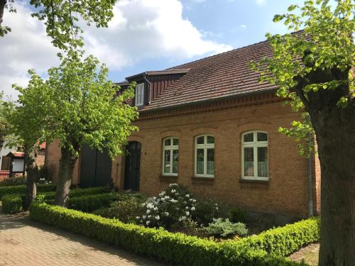 Lindenhof, Wohnung 1, Giebel