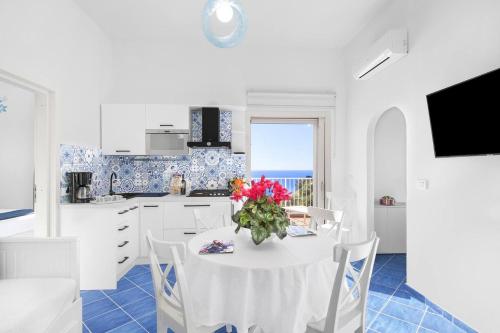 Facilities, BlueVista Dreamscape Home -Terrace Jacuzzi/Hot Tub in Positano