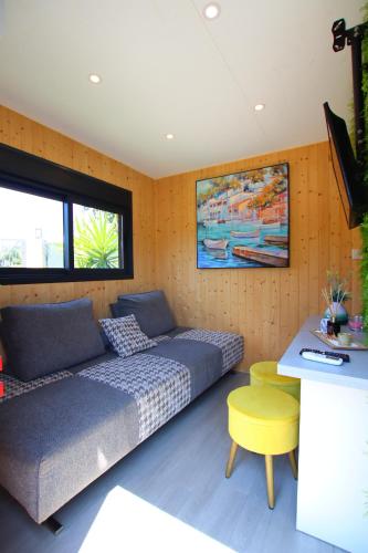 1 double bed, 1 sofa bed