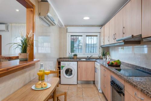 Villa Caleta - Plusholidays - main image