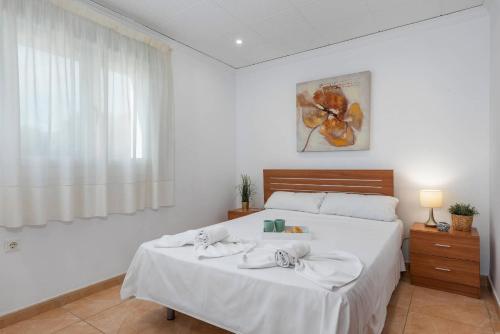 Villa Caleta - Plusholidays - image 5