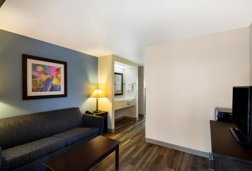 Quality Inn & Suites Round Rock - image 14