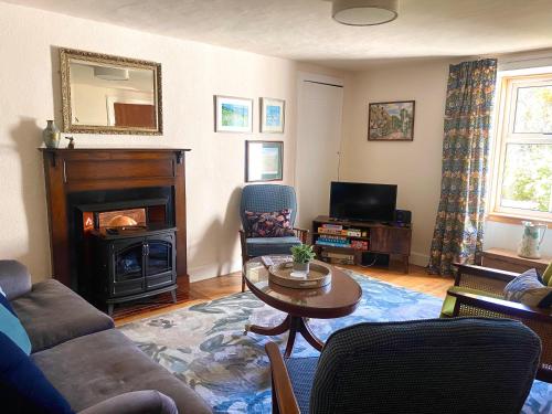 96 négyzetméteres, 3 hálószobás Ház 1 fürdőszobával Whiting Bay területén (Wee Silverburn - a delightful Cottage on Arran) in Whiting Bay