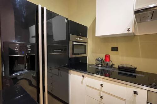 60° Bs BLLOK~City Center Comfort*, Tirana (photo 3)