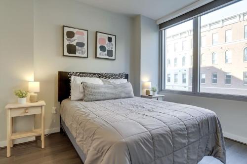 Gorgeous 1 Bedroom At Clarendon With Gym and Rooftop in Arlington, USA