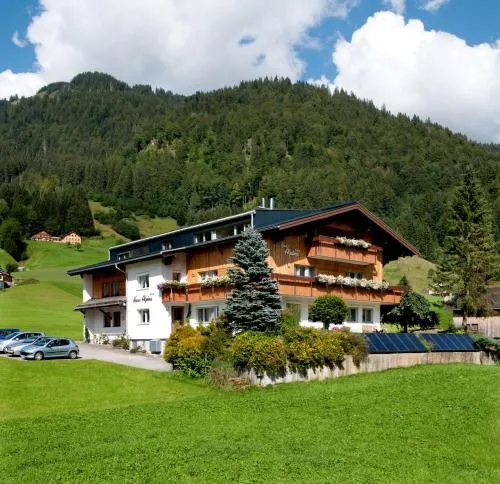 Haus Alpina in Au im Bregenzerwald, Österreich