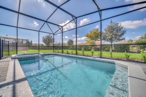 5 Bedroom Resort 5 bath Pool Home With Spa! villa - image 4